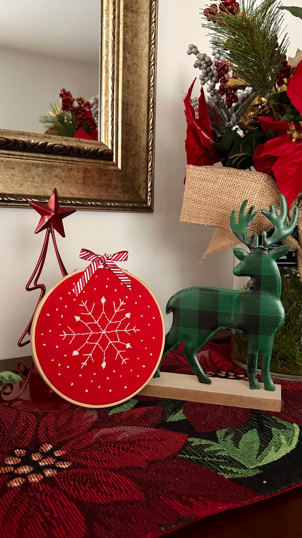 Handmade snowflake embroidery hoop winter wall decor - image 3
